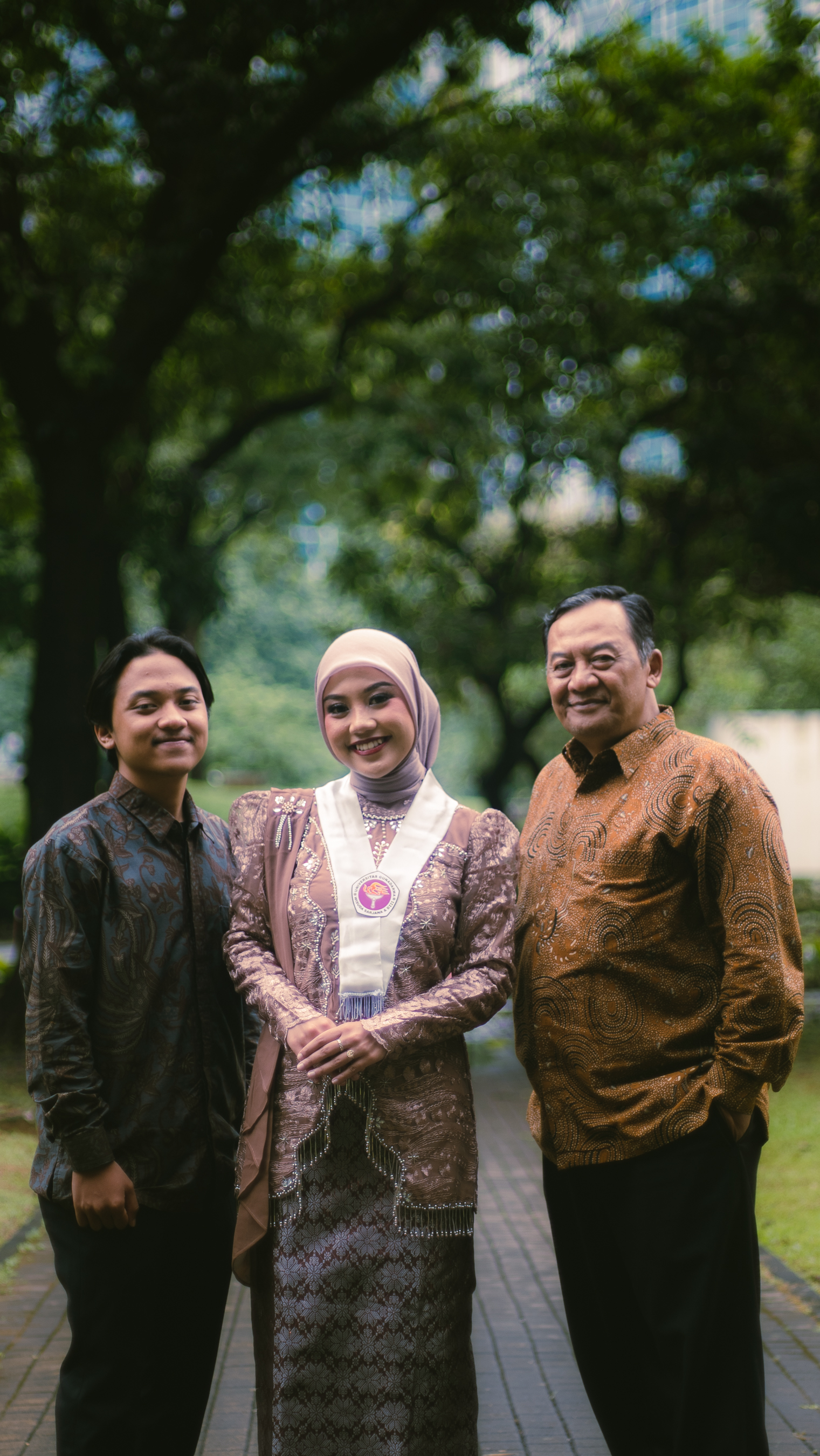 Graduation & Family Portrait | Jhilan Al Farisi