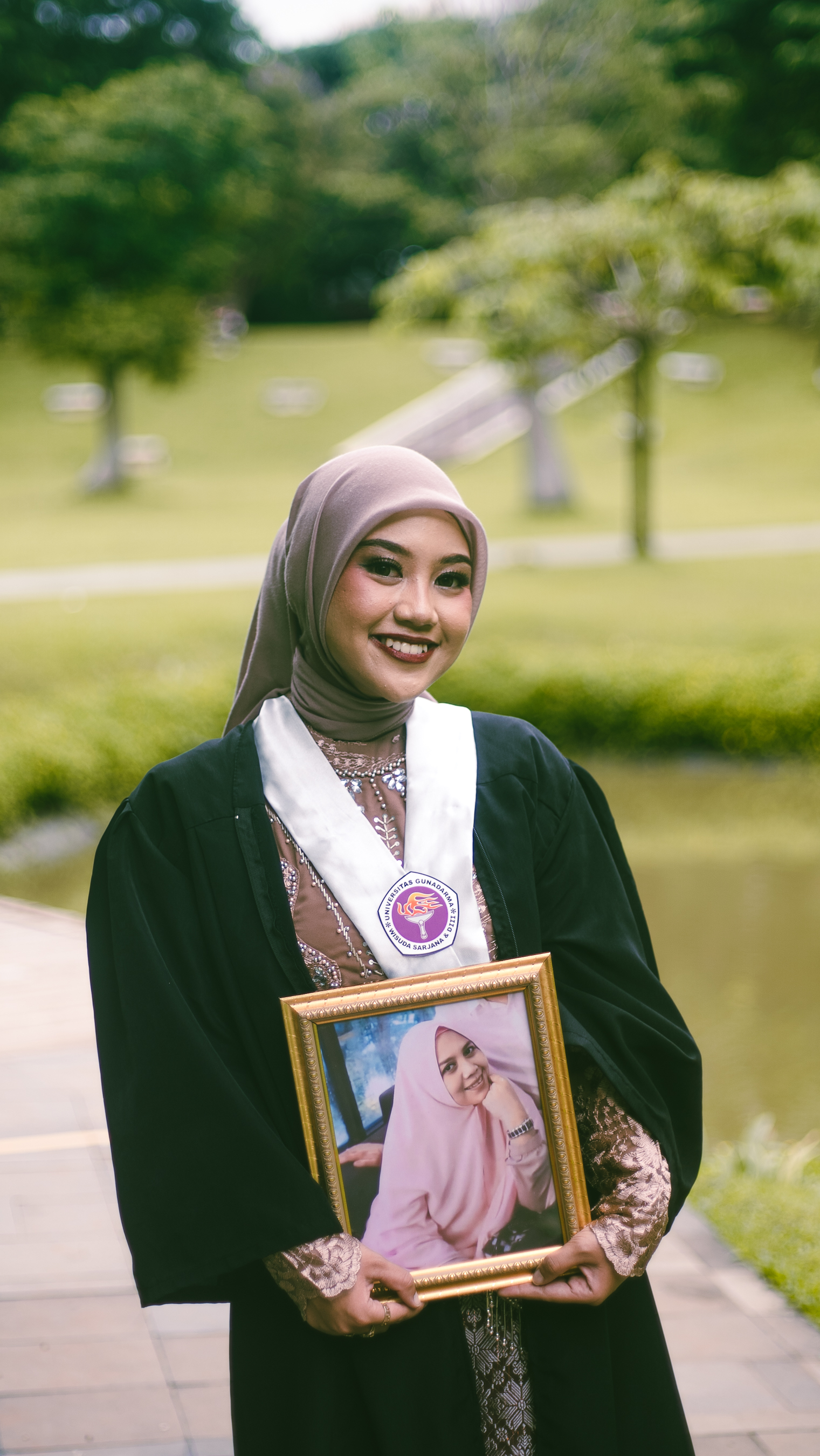 Graduation & Family Portrait | Jhilan Al Farisi